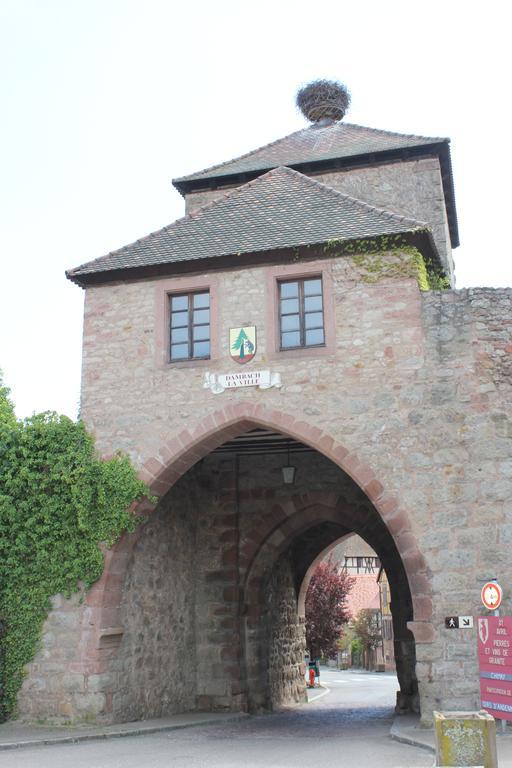 De L'ours Grognon